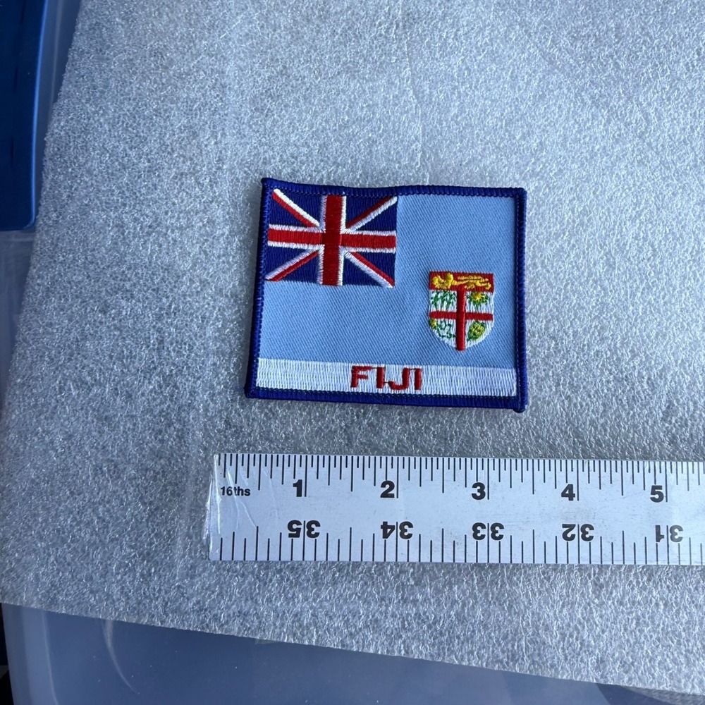 Fiji Flag‎ Patch Souvenir Emblem Sew On Iron On Collectible